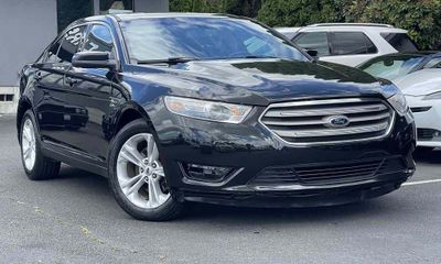2014 Ford Taurus SEL