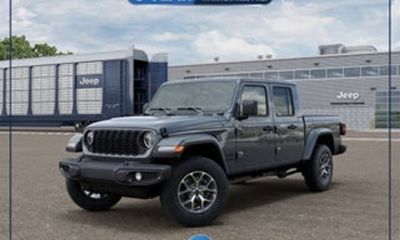 2026 Jeep Gladiator Sport