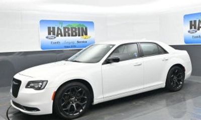 2019 Chrysler 300 Touring