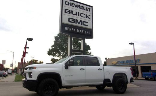 2021 Chevrolet Silverado Custom