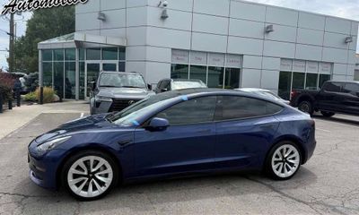 2022 Tesla Model 3 Long Range