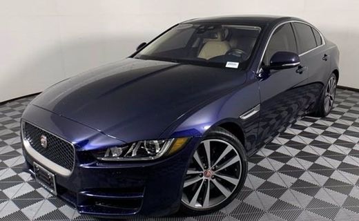 2017 Jaguar XE Prestige