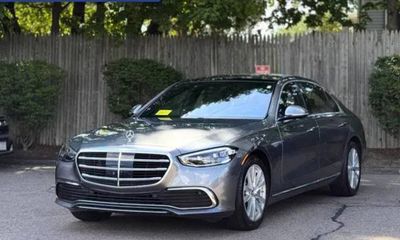 2022 Mercedes-Benz S-Class S500 4MATIC