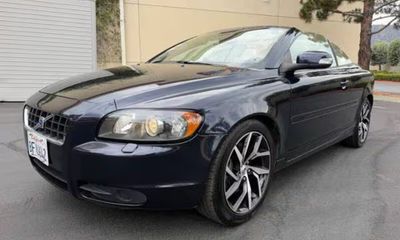 2009 Volvo C70 T5
