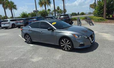 2021 Nissan Altima SR