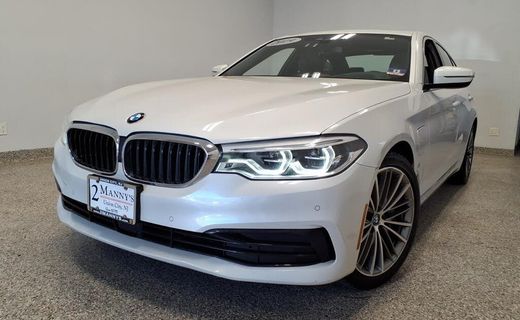 2019 BMW 530E