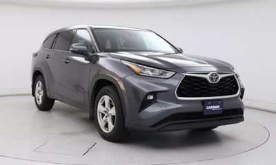 2020 Toyota Highlander LE