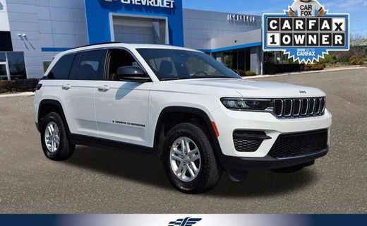 2024 Jeep Grand Cherokee Laredo