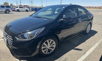 2019 Hyundai Accent SE AND SEL