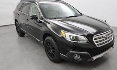 2017 Subaru Outback Limited M R
