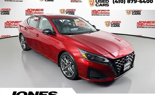 2023 Nissan Altima SR