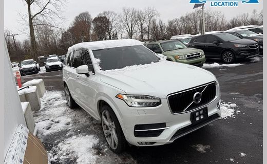 2018 Volvo XC90 Momentum
