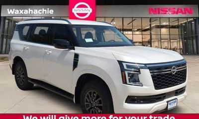 2026 Nissan Armada SV