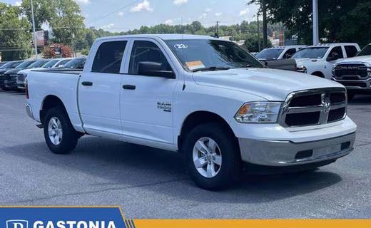 2023 Ram 1500 SLT