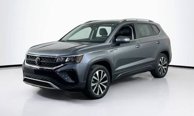 2023 Volkswagen Taos 4Motion SE