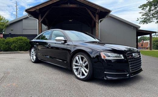 2017 Audi S8 Quattro Plus