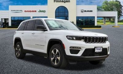 2023 Jeep Grand Cherokee Summit