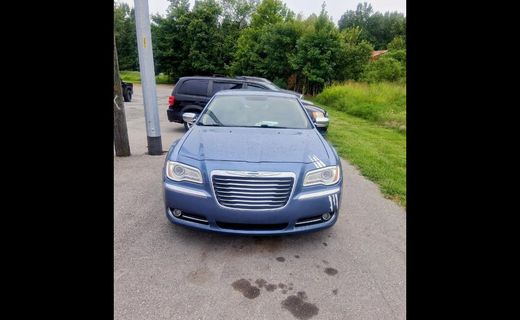 2011 Chrysler 300 Limited