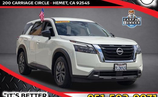 2024 Nissan Pathfinder S