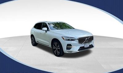 2023 Volvo XC60 Plus Bright