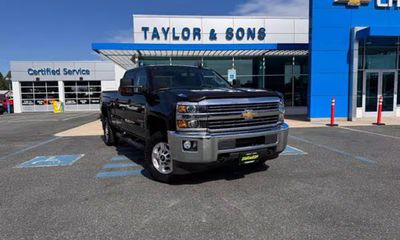 2017 Chevrolet Silverado LT