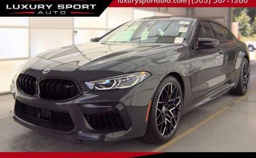 2023 BMW M8