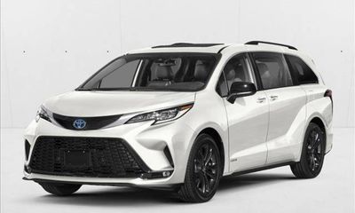 2026 Toyota Sienna XSE