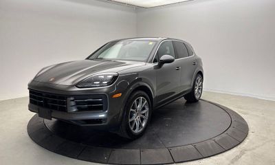 2024 Porsche Cayenne