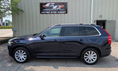 2016 Volvo XC90 SV42 Momentum