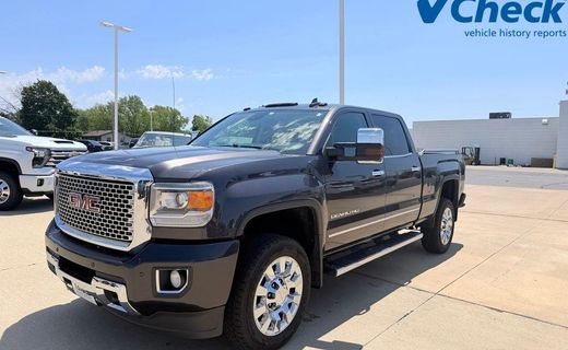 2016 GMC Sierra Denali