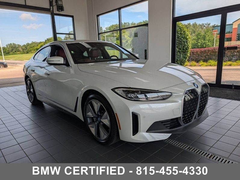 Representative 2023 BMW I4 photo