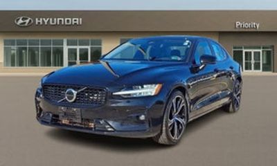 2024 Volvo S60 Plus Dark