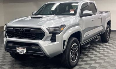 2025 Toyota Tacoma TRD Sport