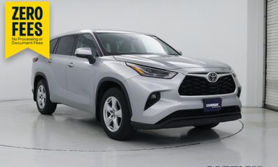 2022 Toyota Highlander LE