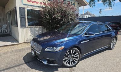2017 Lincoln Continental Reserve