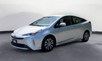 2021 Toyota Prius LE