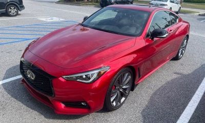 2022 Infiniti Q60 RED Sport