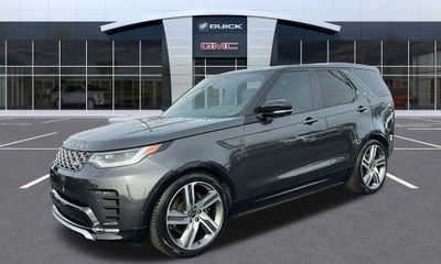2024 Land Rover Discovery Metropolitan Edition