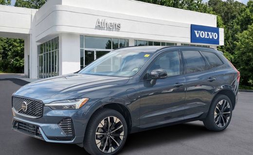 2026 Volvo XC60 Plus Dark