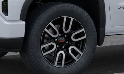 2024 GMC Sierra AT4