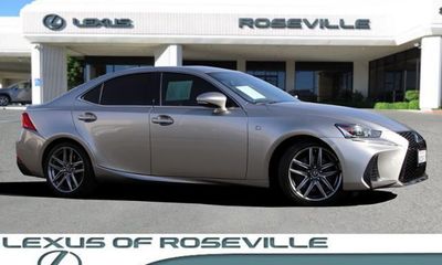 2017 Lexus IS 200T