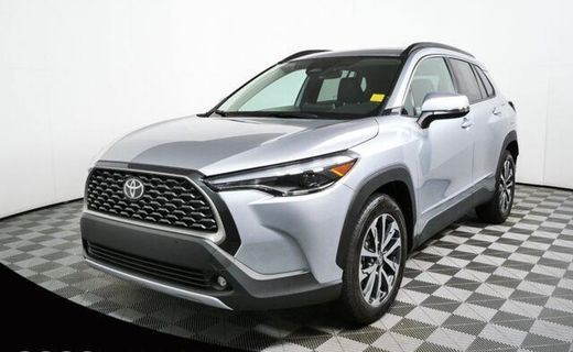 2023 Toyota Corolla Cross XLE