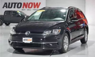 2019 Volkswagen Golf Sportwagen S SE