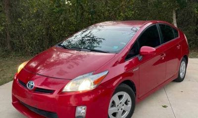 2010 Toyota Prius II