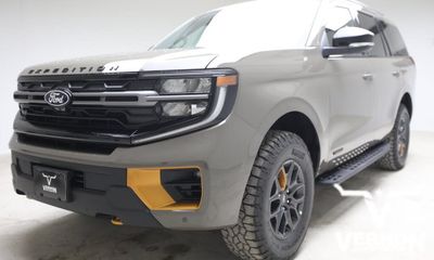 2027 Ford Expedition Tremor