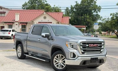 2020 GMC Sierra SLT