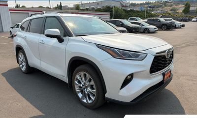 2025 Toyota Highlander Limited