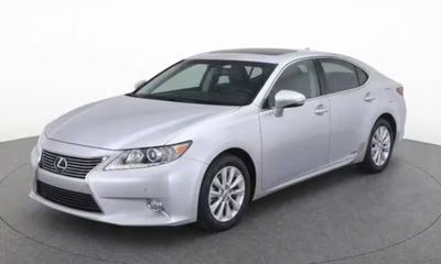 2013 Lexus ES 300H