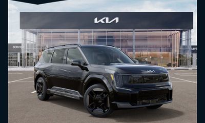 2024 Kia EV9 GT Line