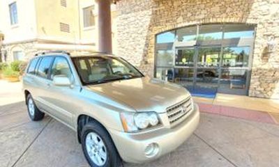 2003 Toyota Highlander STD
